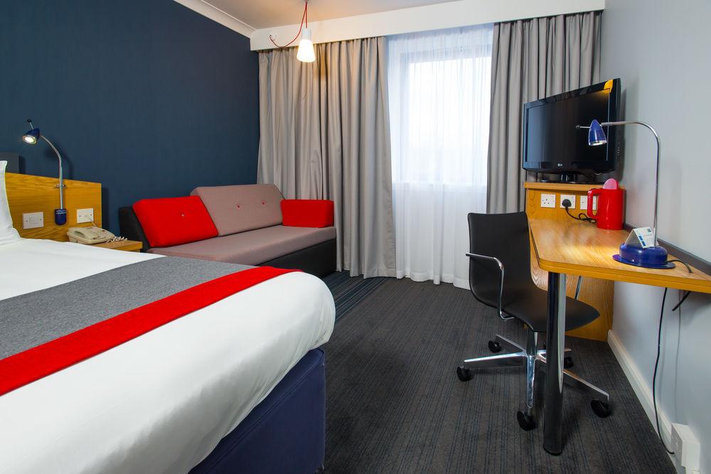 Holiday Inn Express Droitwich Spa By Ihg Buitenkant foto