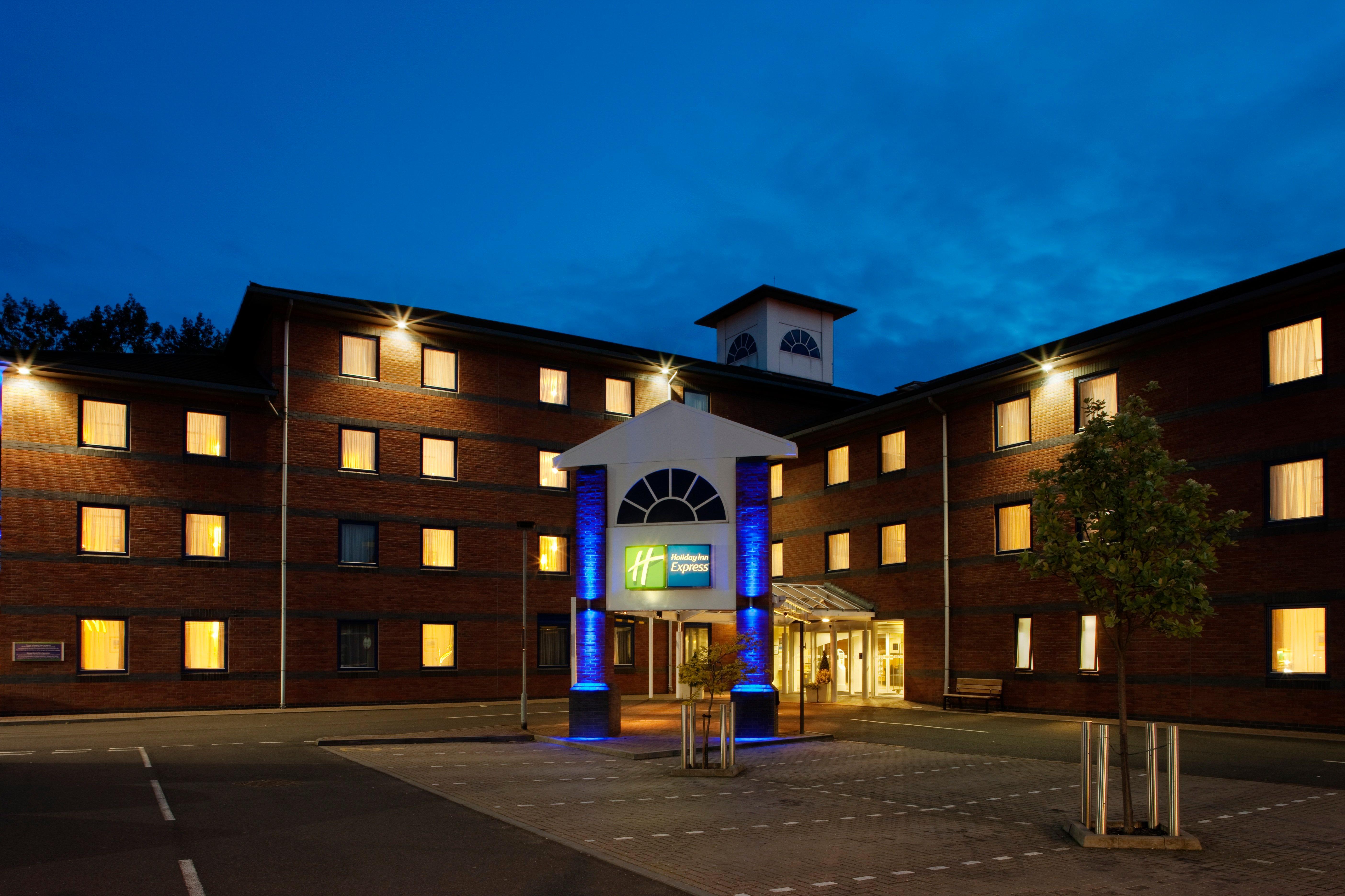Holiday Inn Express Droitwich Spa By Ihg Buitenkant foto