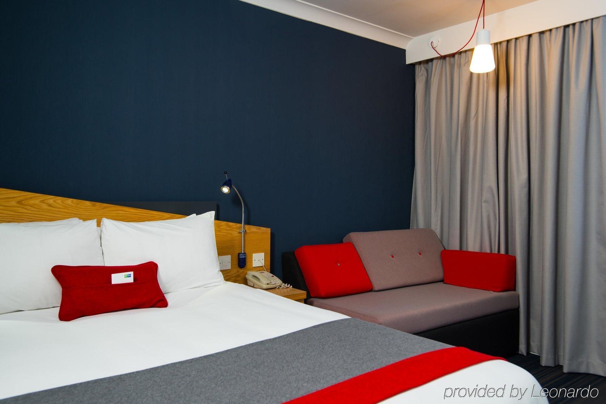 Holiday Inn Express Droitwich Spa By Ihg Buitenkant foto